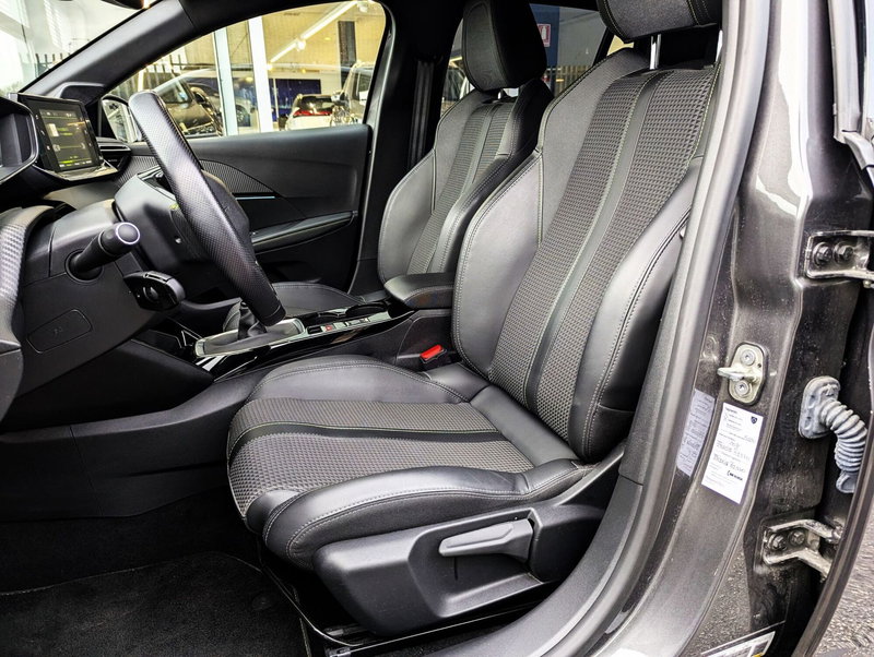 Peugeot 208 usata a Pescara (8)