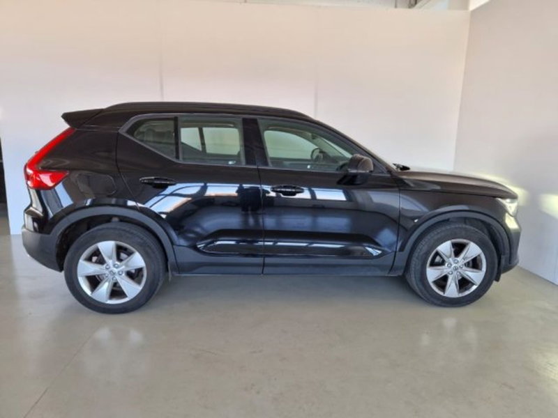 Volvo XC40 usata a Modena (6)