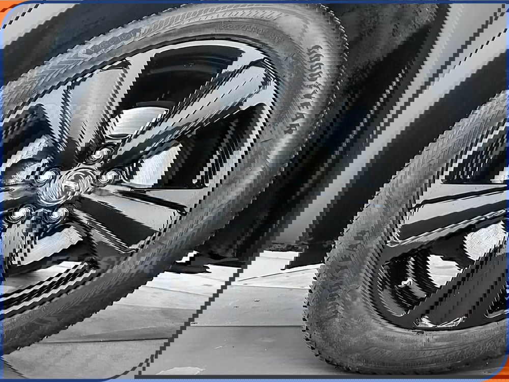 Lexus UX usata a Milano (7)