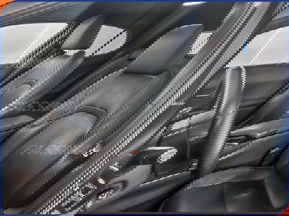 Lexus UX usata a Milano (8)