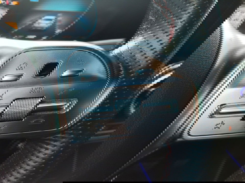 Mercedes-Benz EQA usata a Modena (11)