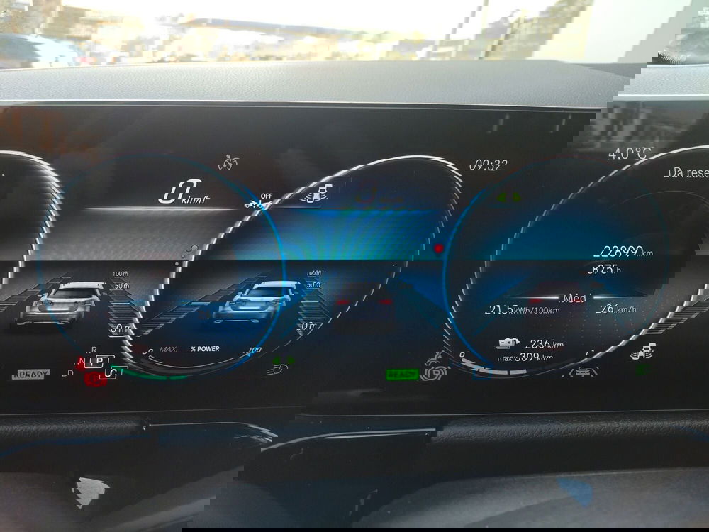 Mercedes-Benz EQA usata a Modena (9)