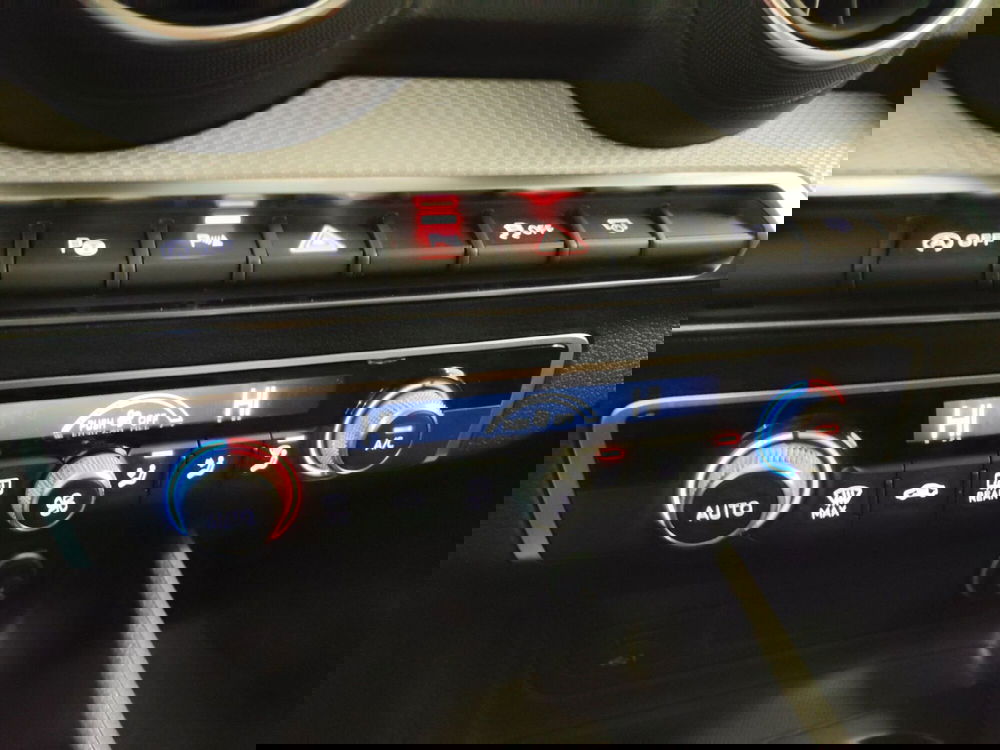 Audi Q2 usata a Modena (10)