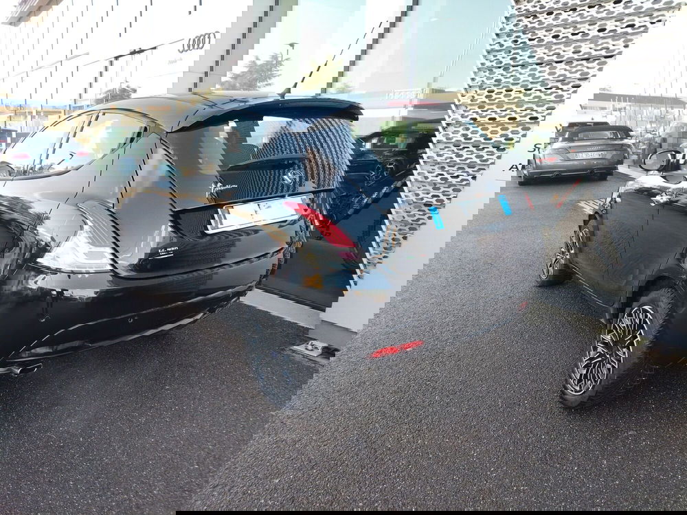 Lancia Ypsilon usata a Modena (4)