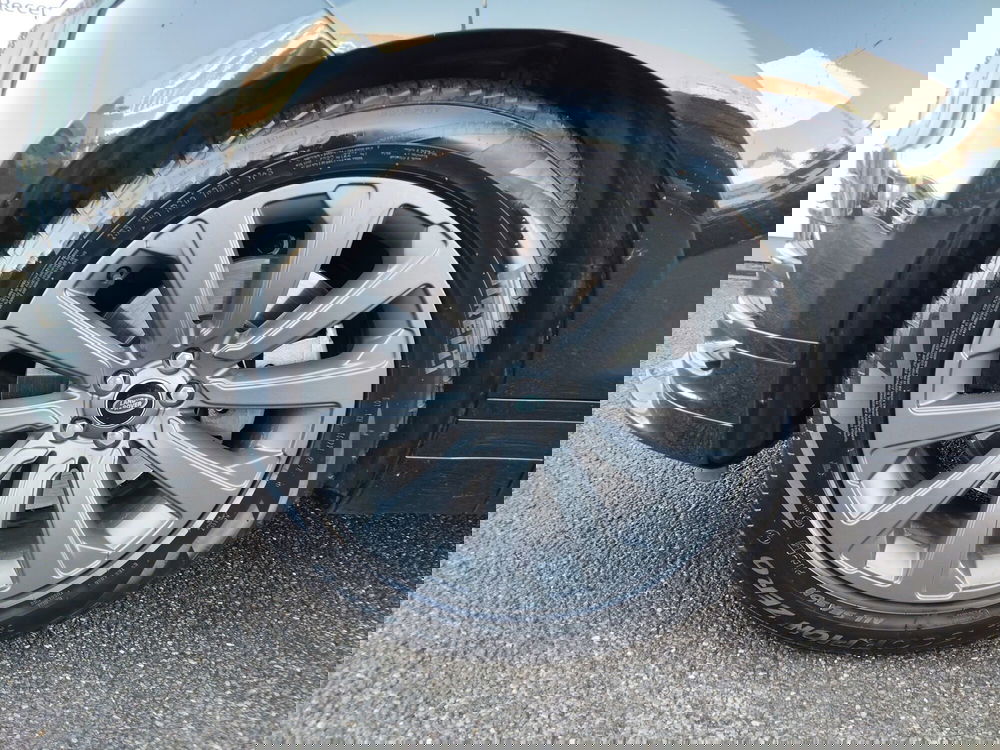 Land Rover Range Rover Velar usata a Modena (6)