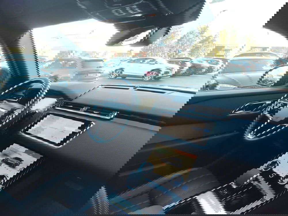 Land Rover Range Rover Velar usata a Modena (8)