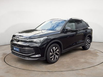 Volkswagen Tiguan 1.5 etsi Edition 130cv dsg del 2025 usata a Terni