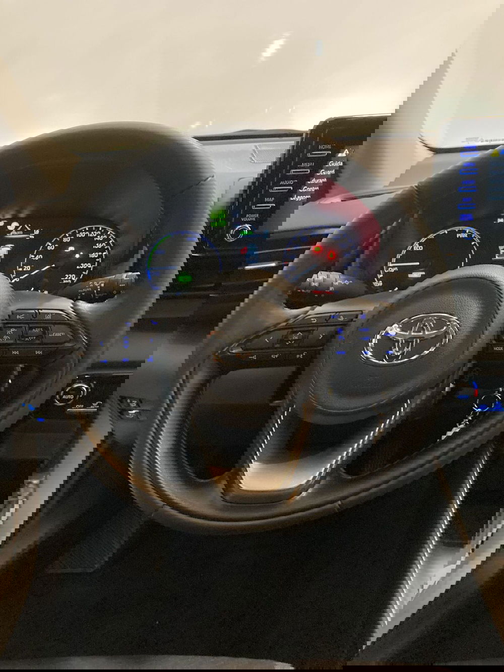 Toyota Yaris usata a Barletta-Andria-Trani (10)