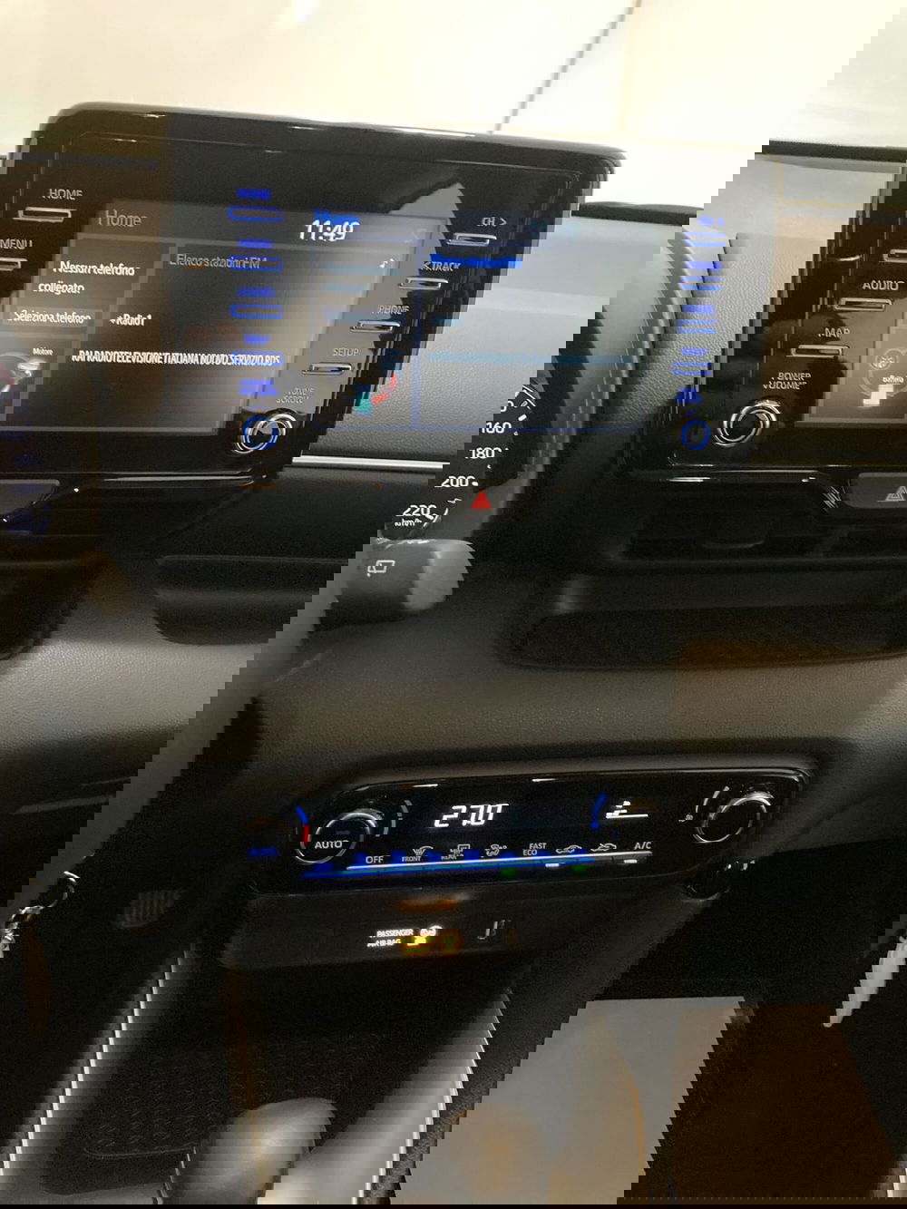 Toyota Yaris usata a Barletta-Andria-Trani (12)