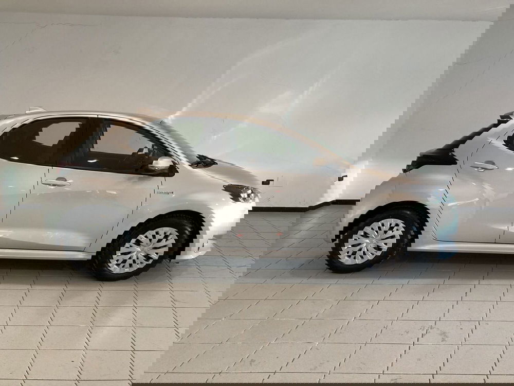 Toyota Yaris usata a Barletta-Andria-Trani (4)