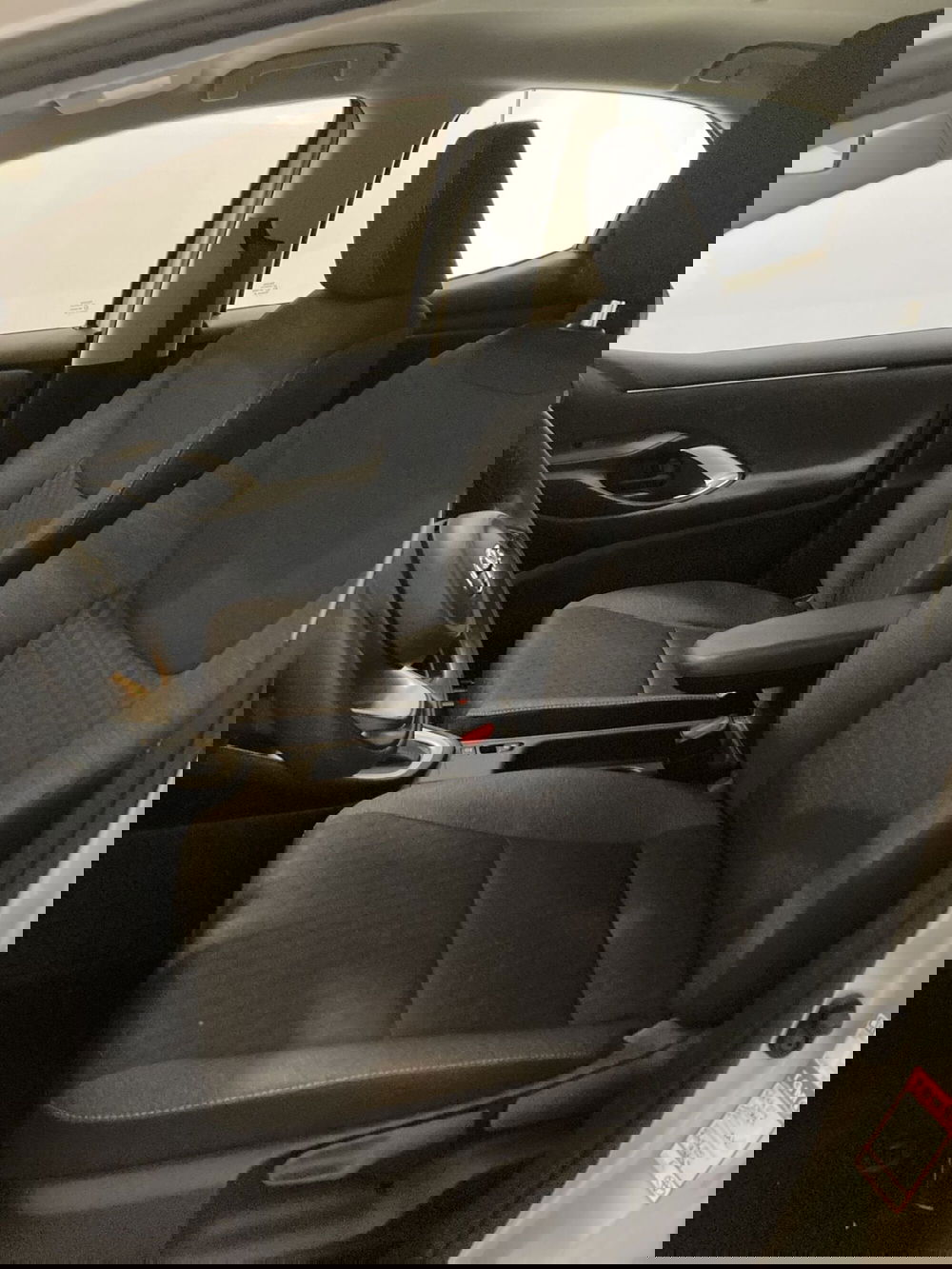 Toyota Yaris usata a Barletta-Andria-Trani (8)