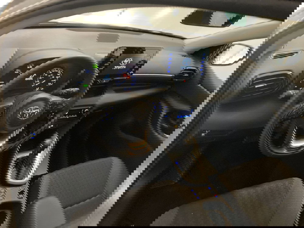 Toyota Yaris usata a Barletta-Andria-Trani (9)