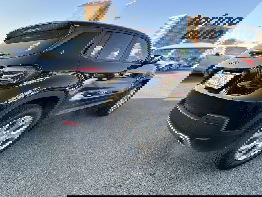 Jeep Avenger nuova a Torino (7)