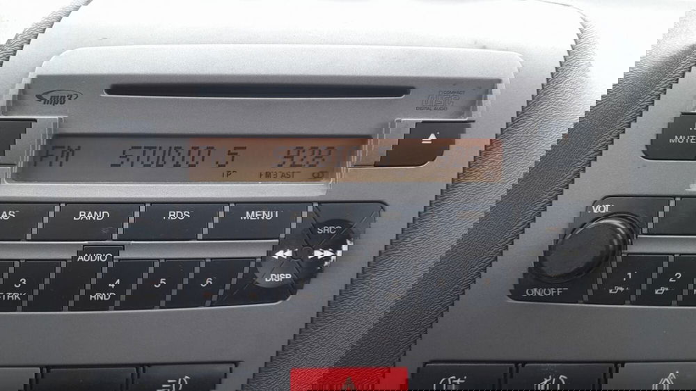 Fiat Strada usata a L'Aquila (6)