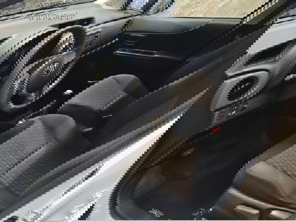 Toyota Yaris usata a Reggio Calabria (5)