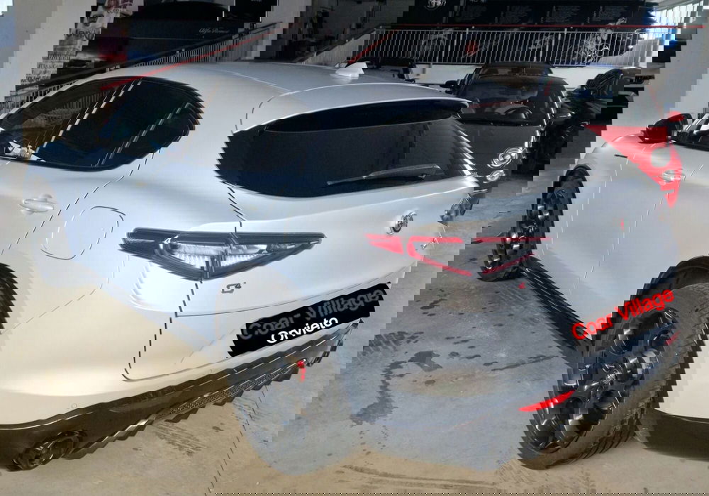 Alfa Romeo Stelvio usata a Terni (4)