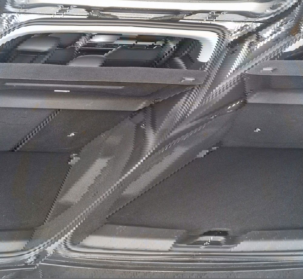 Jeep Avenger usata a Terni (10)