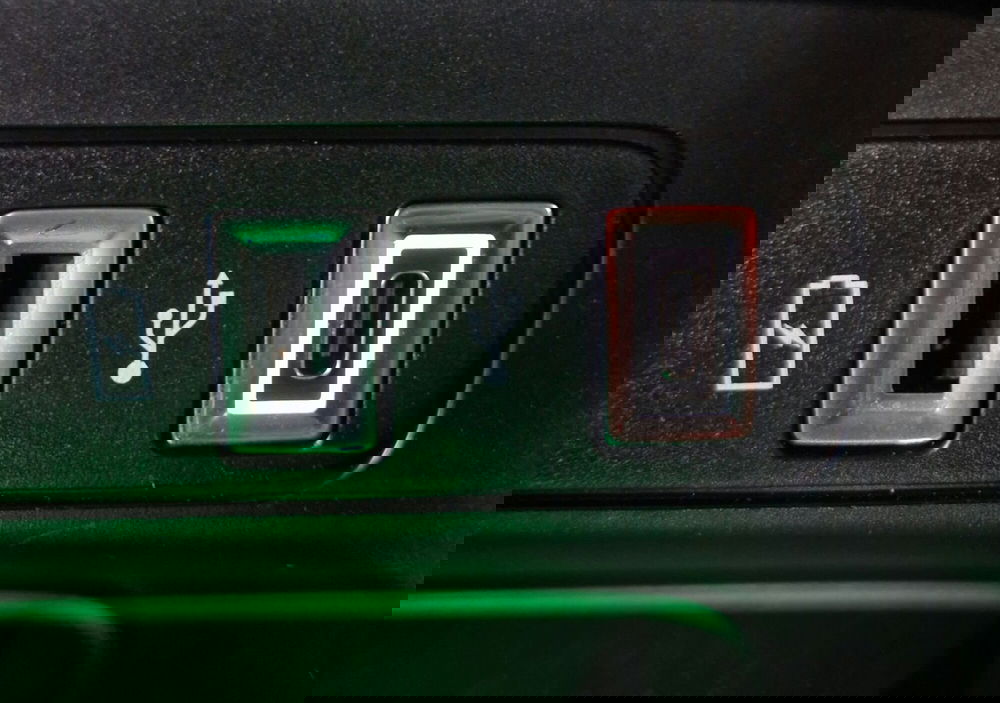 Jeep Avenger usata a Terni (14)