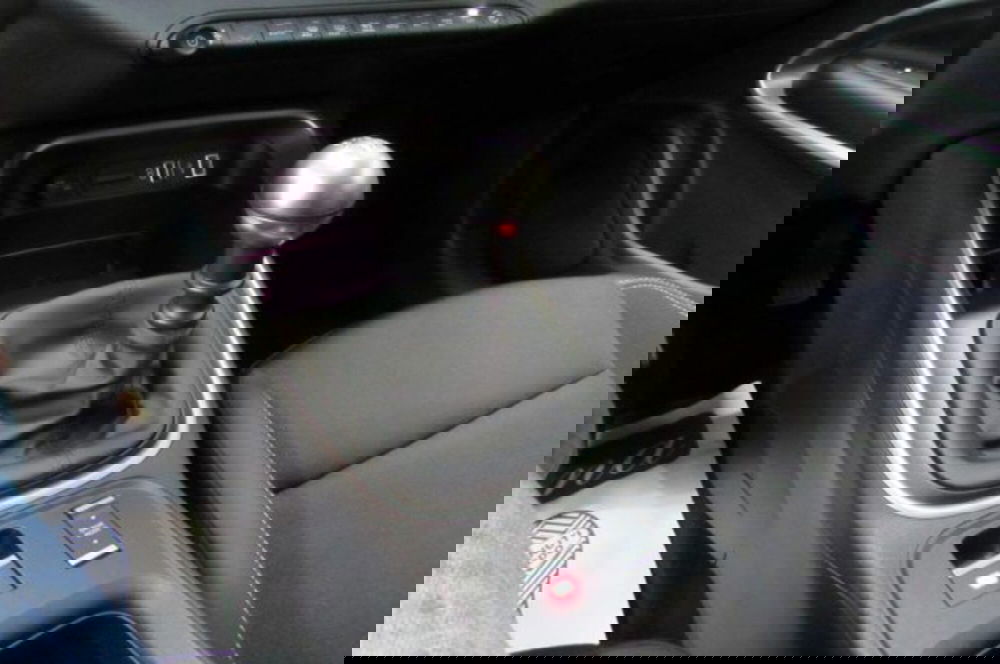 Jeep Avenger usata a Milano (11)