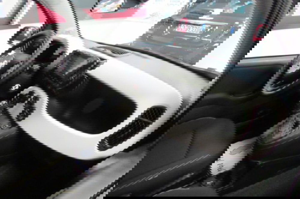 Fiat Panda nuova a Milano (13)