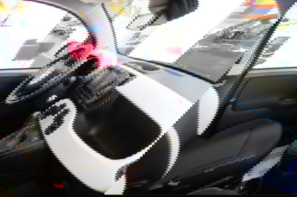 Fiat Panda nuova a Milano (14)