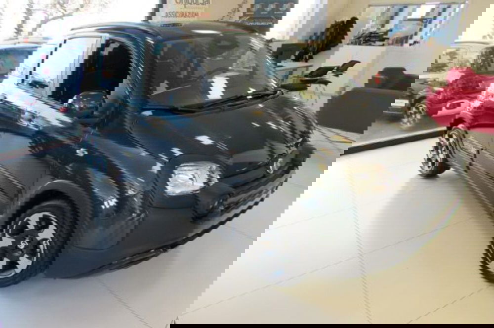 Fiat Panda nuova a Milano (2)