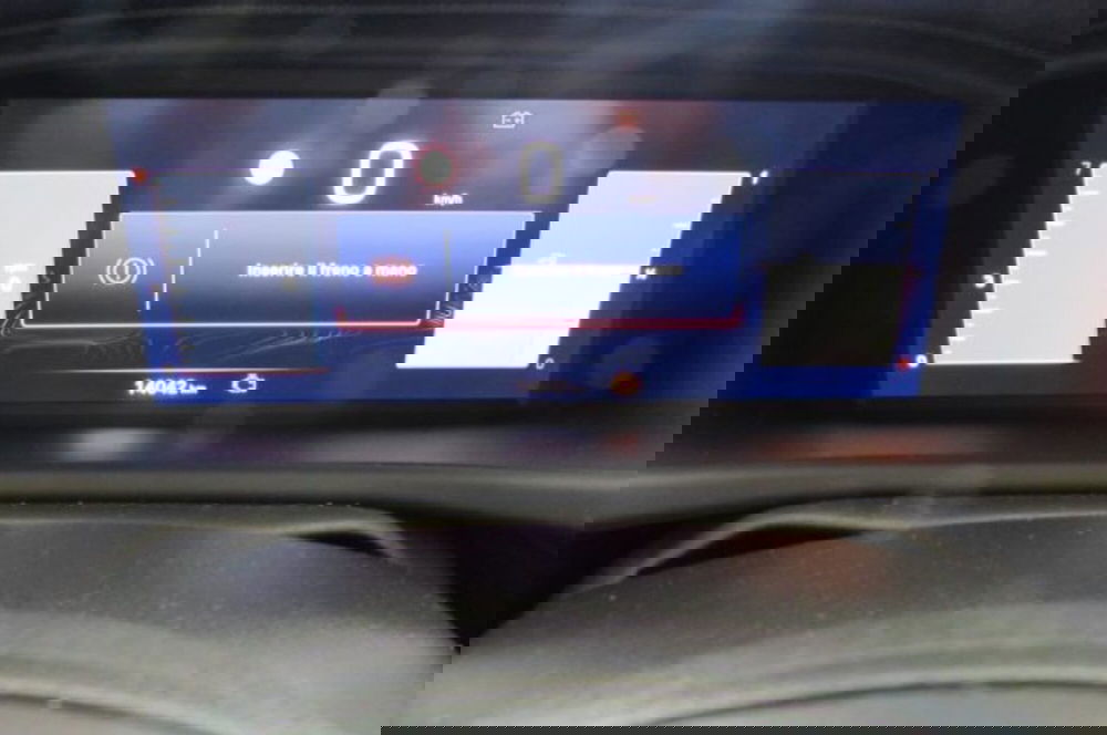 Jeep Avenger usata a Milano (12)