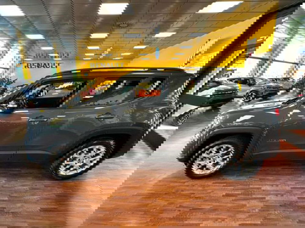 Jeep Renegade usata a Milano (2)