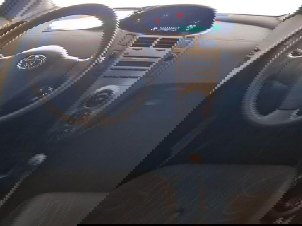 Toyota Yaris usata a Salerno (10)