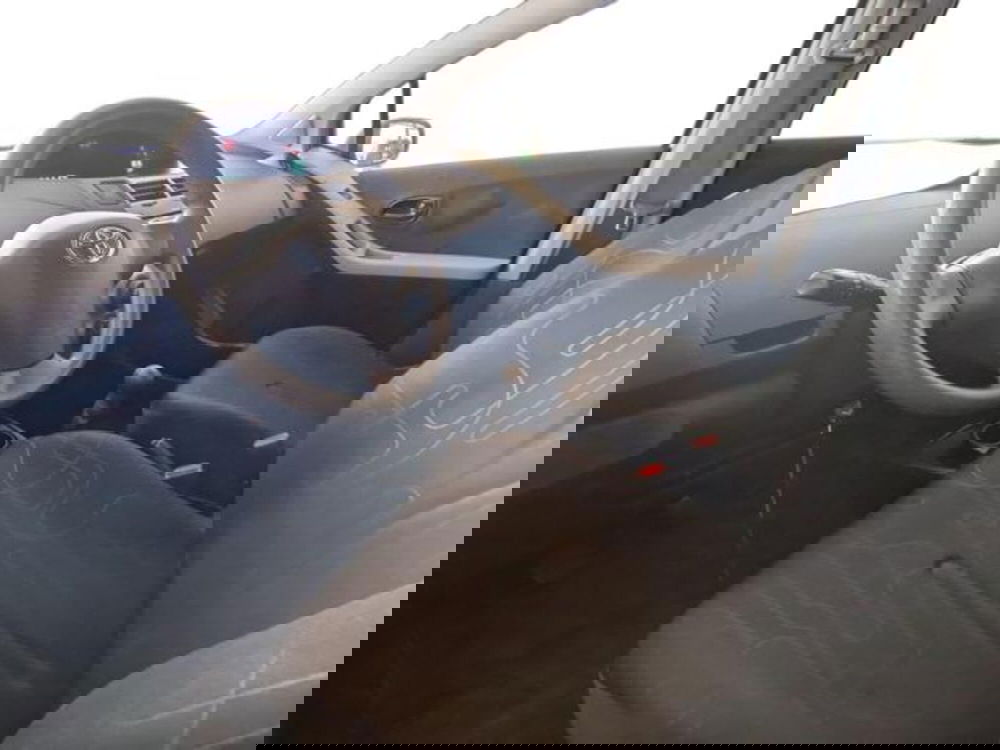 Toyota Yaris usata a Salerno (9)