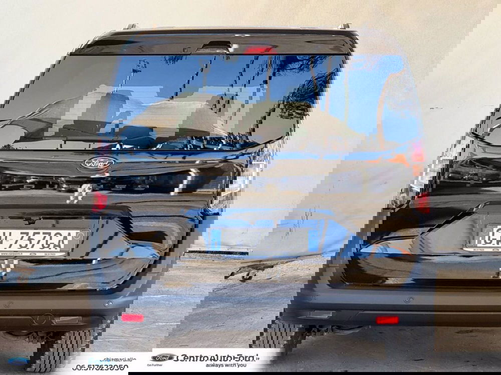 Ford Tourneo Courier usata a Roma (4)