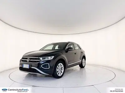 Volkswagen T-Roc 1.0 tsi Style 115cv del 2025 usata a Albano Laziale