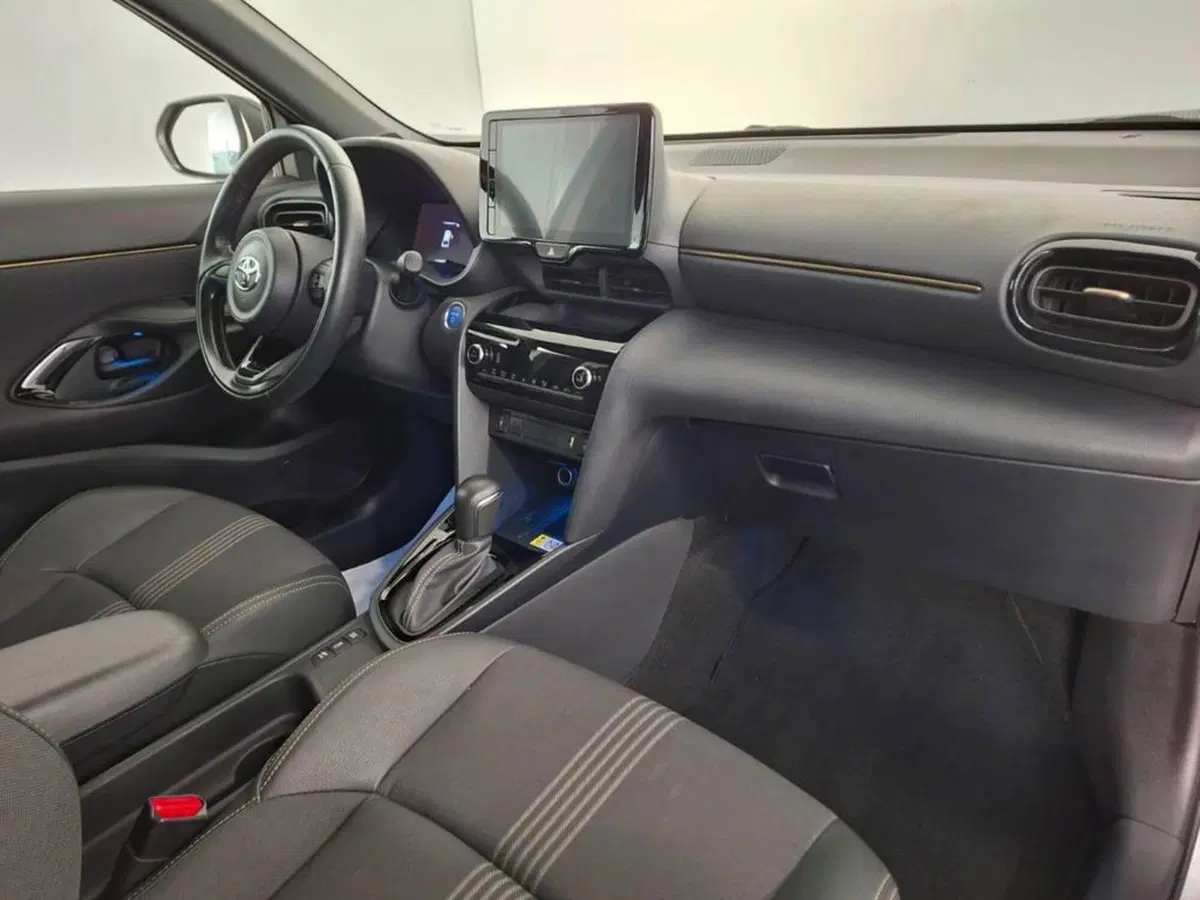Toyota Yaris Cross usata a Torino (13)