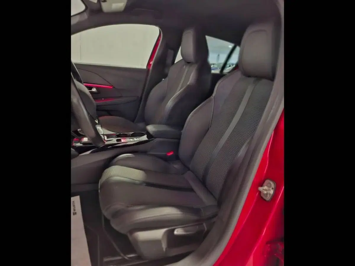 Peugeot 208 usata a Torino (14)