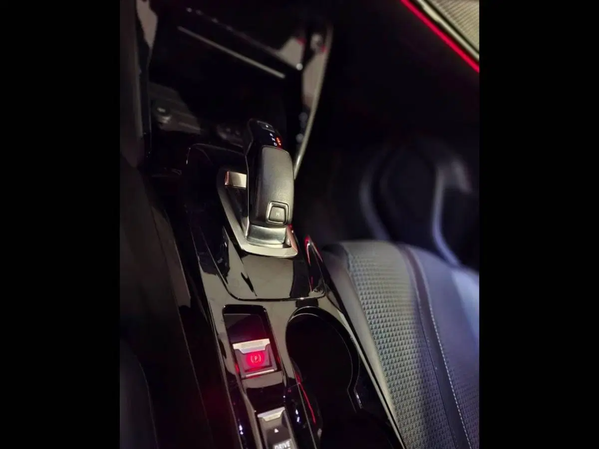Peugeot 208 usata a Torino (9)