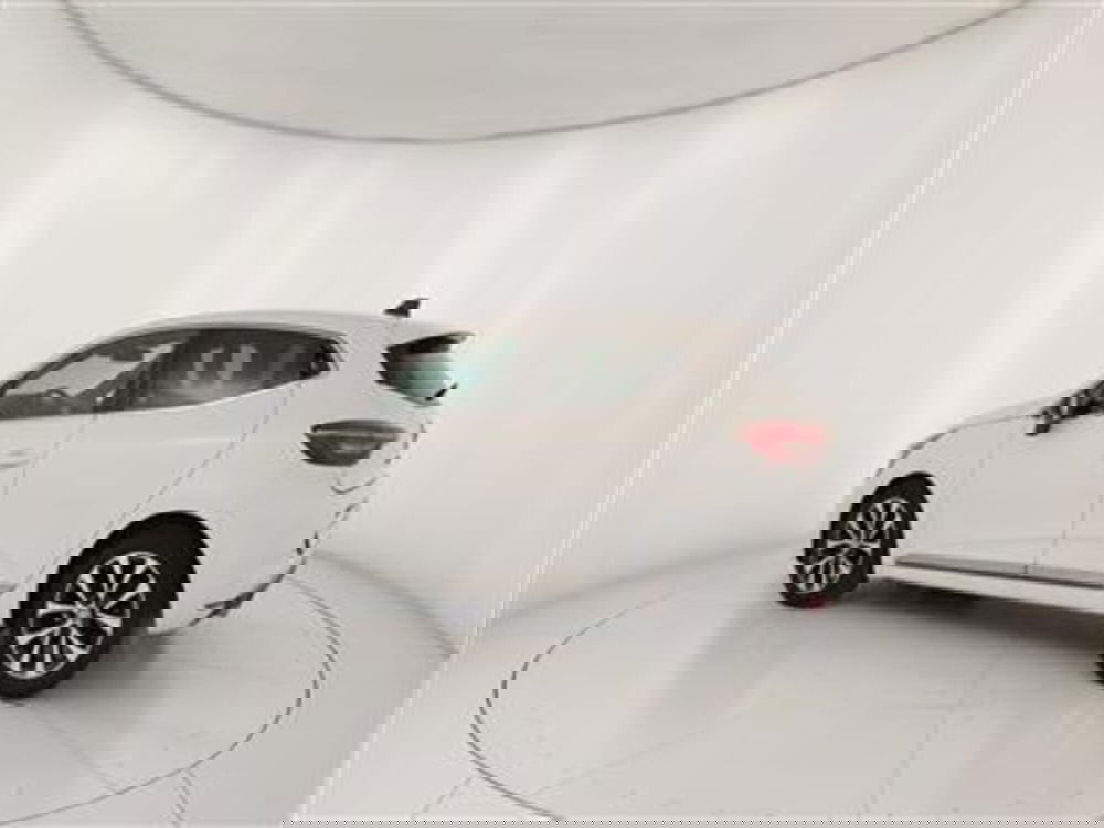 Renault Clio usata a Bari (4)