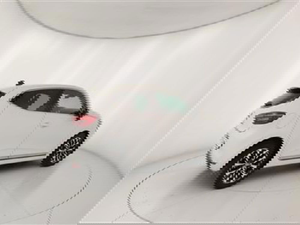 Renault Clio usata a Bari (8)