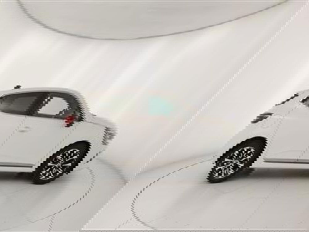 Renault Clio usata a Bari (9)