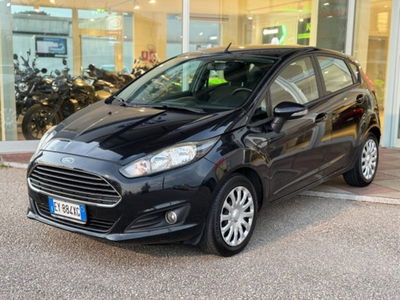 Ford Fiesta Plus 1.5 TDCi 75CV 5 porte del 2015 usata a Massarosa