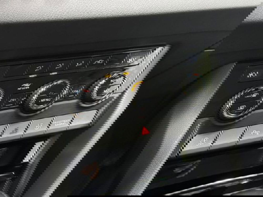 Skoda Karoq usata a Como (19)