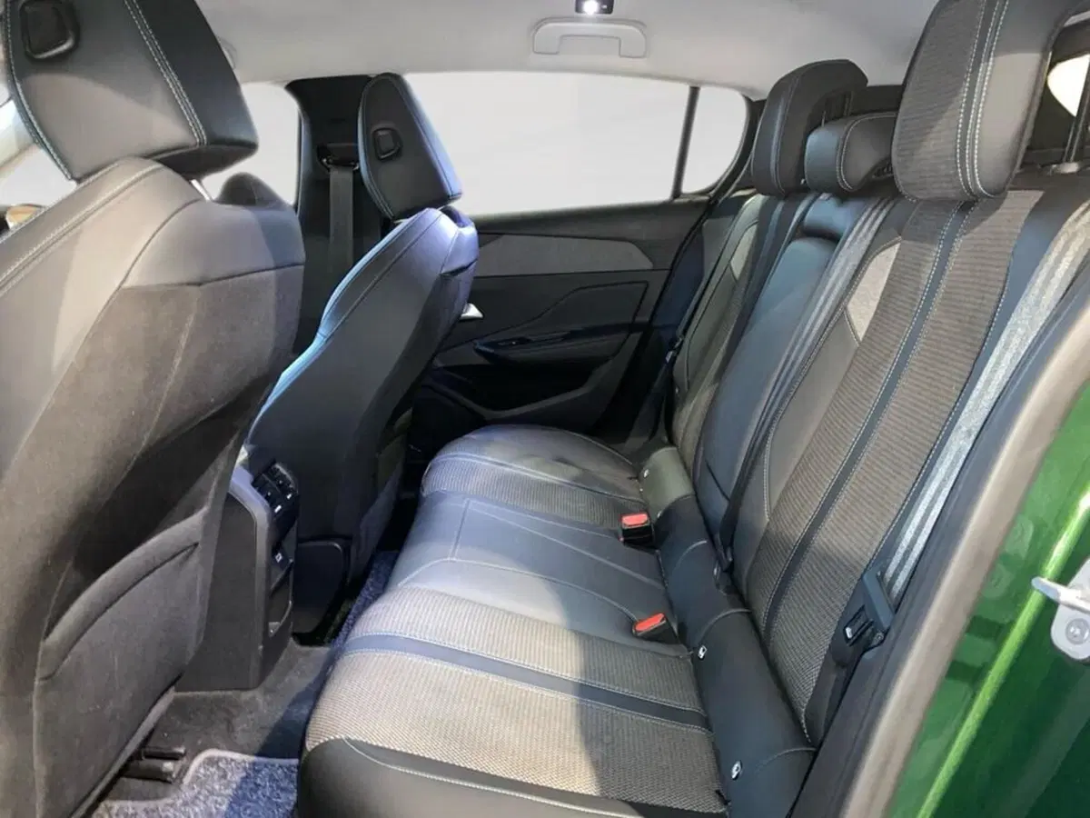 Peugeot 308 SW usata a Torino (8)