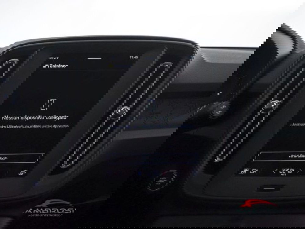 Volvo XC40 usata a Perugia (15)