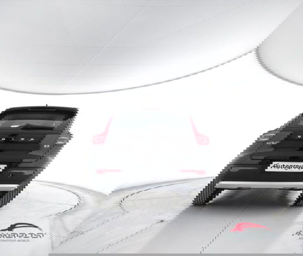 Volvo XC40 usata a Perugia (6)