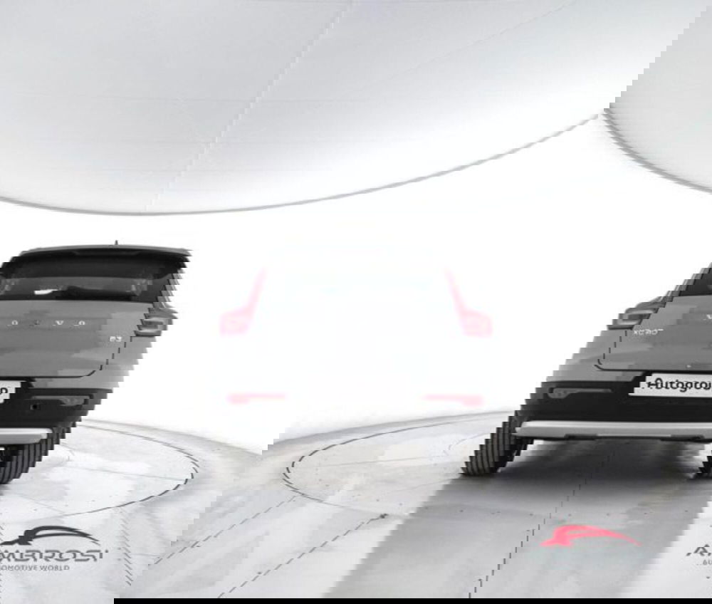 Volvo XC40 usata a Perugia (6)