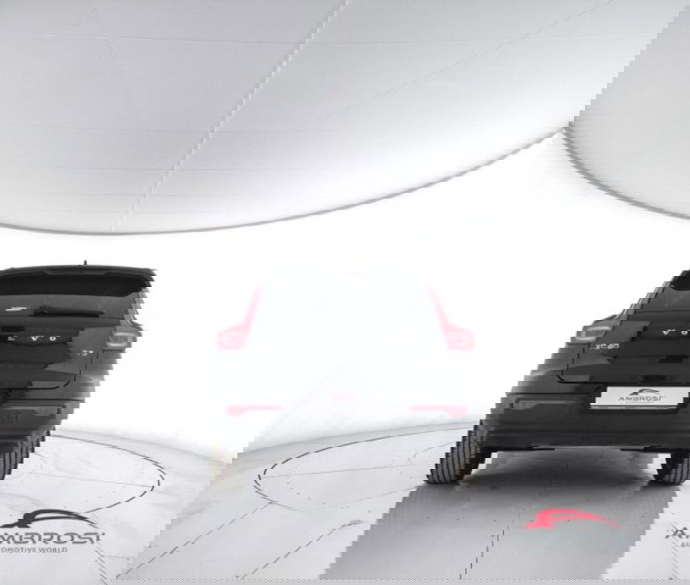 Volvo XC40 usata a Perugia (6)