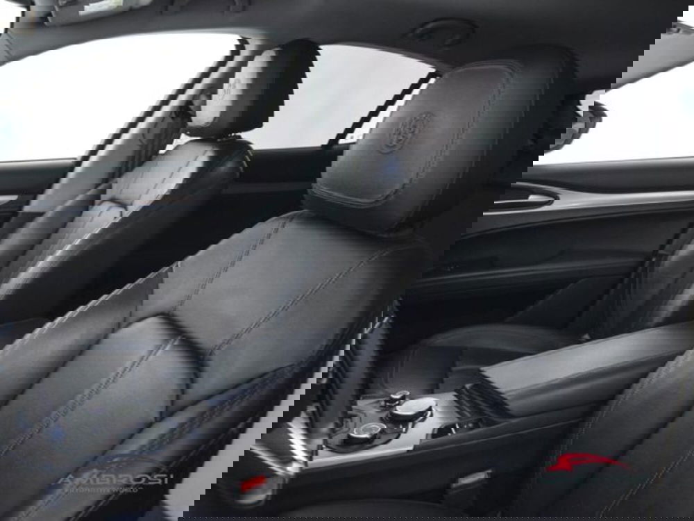 Alfa Romeo Stelvio usata a Perugia (9)