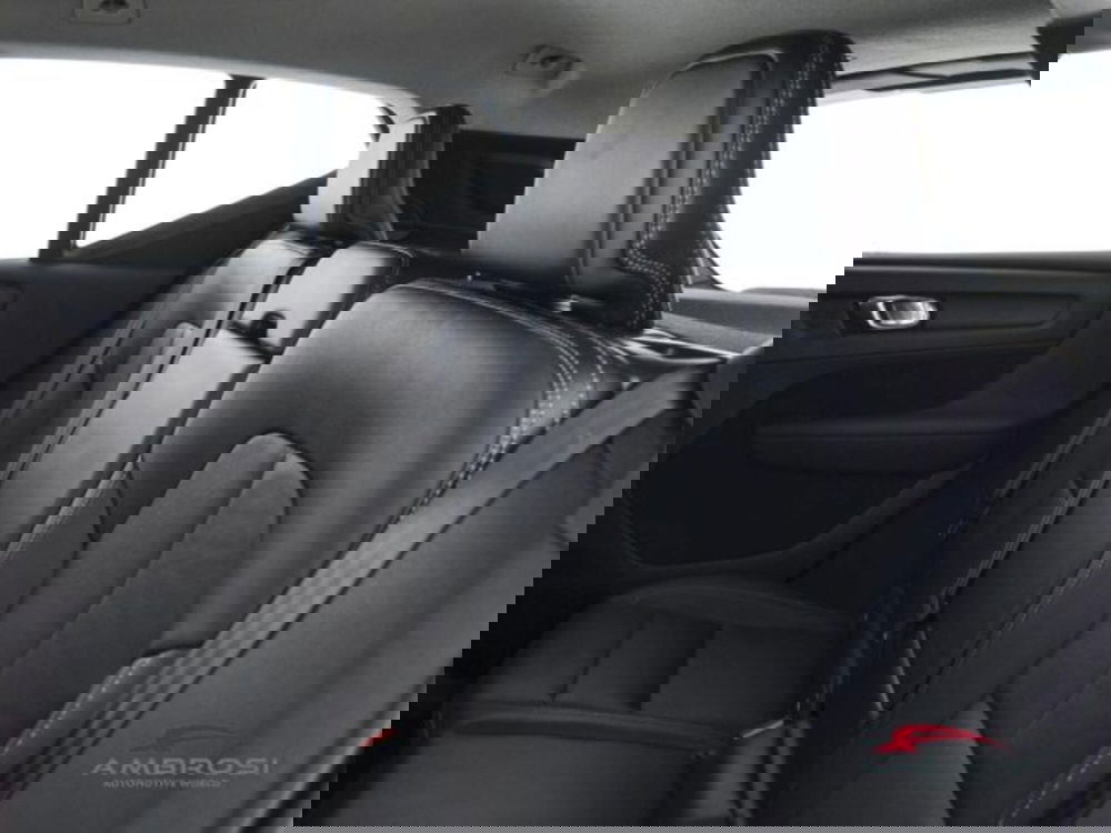 Volvo XC40 usata a Perugia (10)