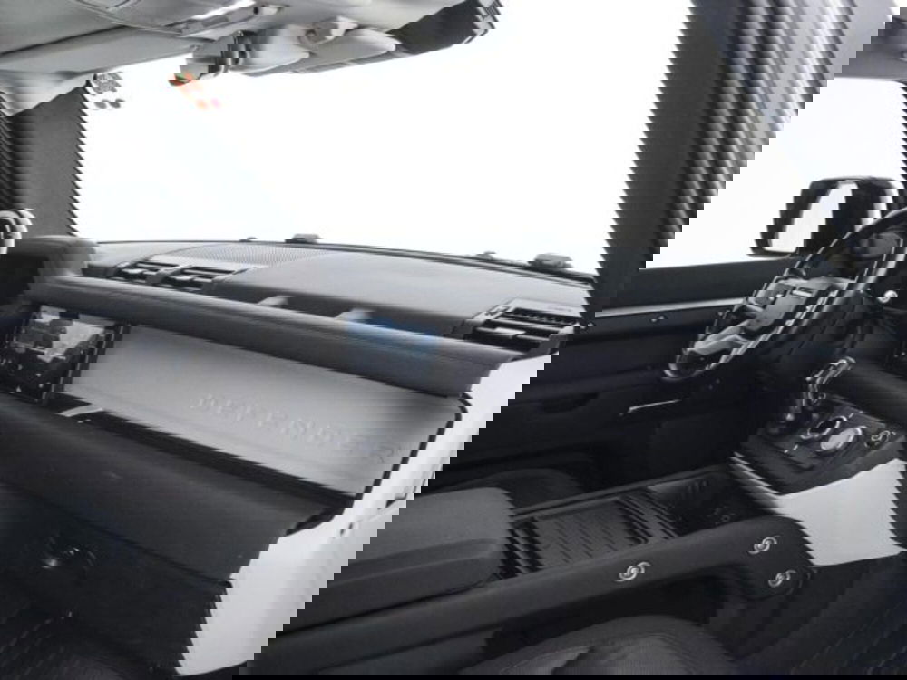 Land Rover Defender usata a Perugia (3)