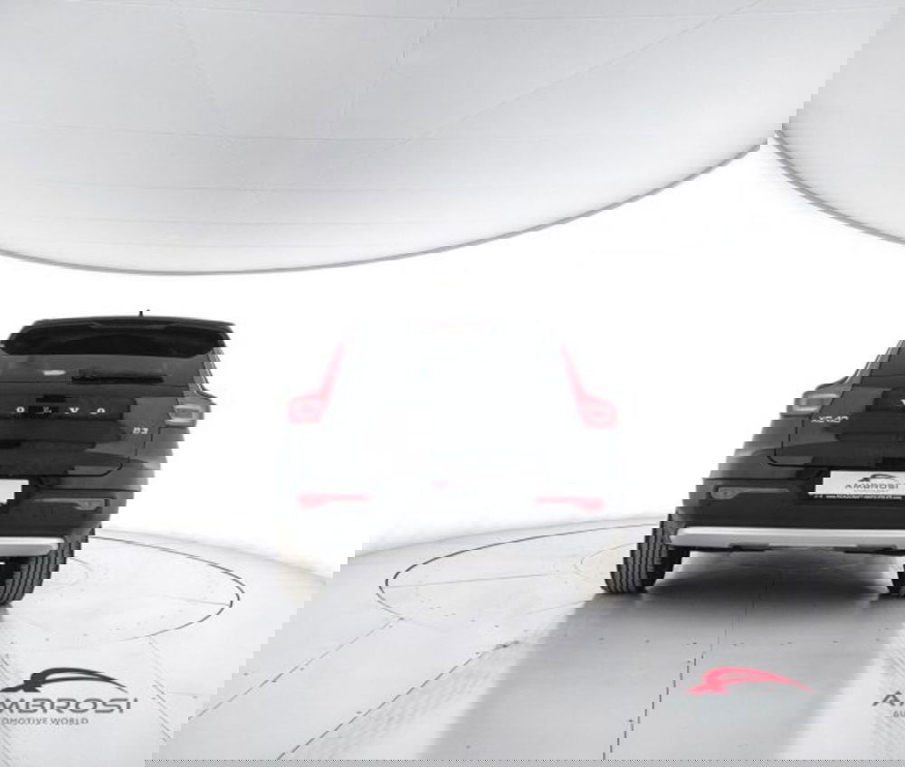 Volvo XC40 usata a Perugia (6)