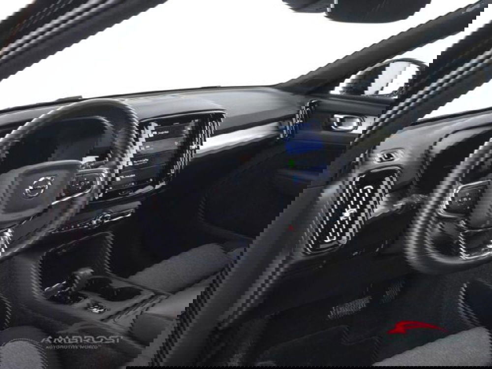 Volvo XC40 usata a Perugia (8)